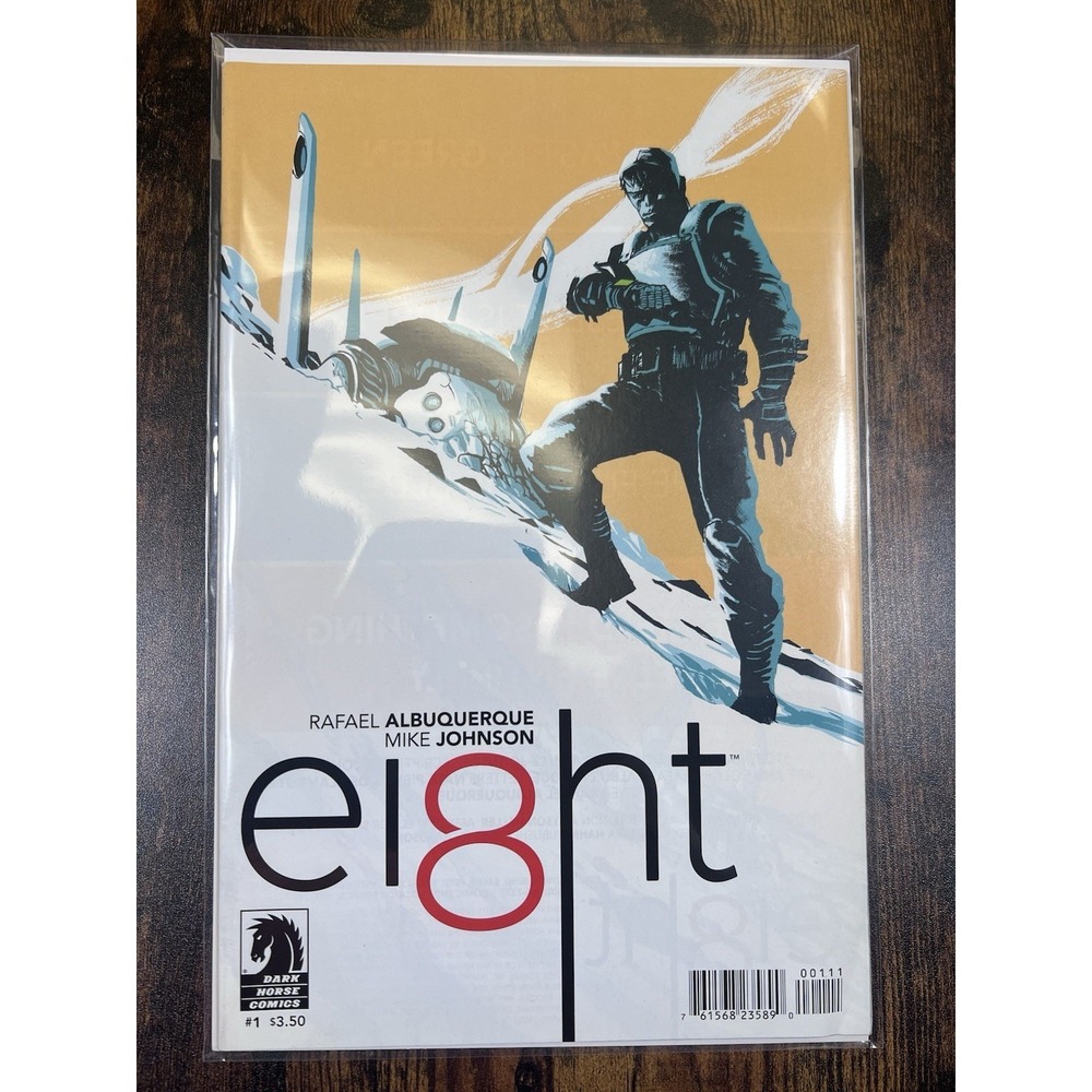 Eight #1 Dark Horse Comics Rafael Albuquerque Mike Johnson